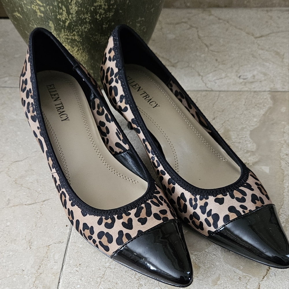 Ellen Tracy Pumps - Picture 2 of 6